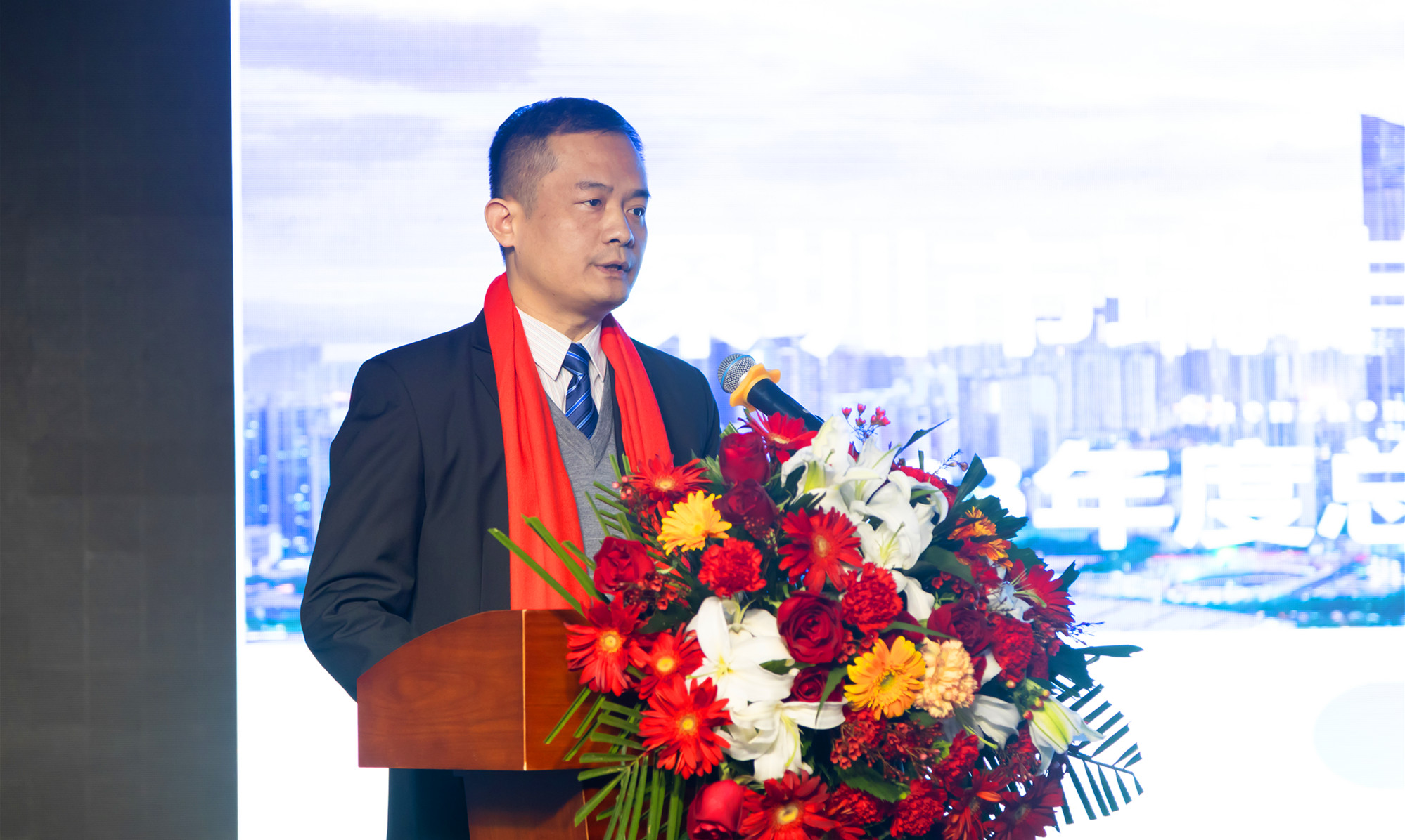 击鼓催征启新程，接续奋斗谋发展！深圳瑞丰科技集团年度工作会议暨新春团拜会圆满召开